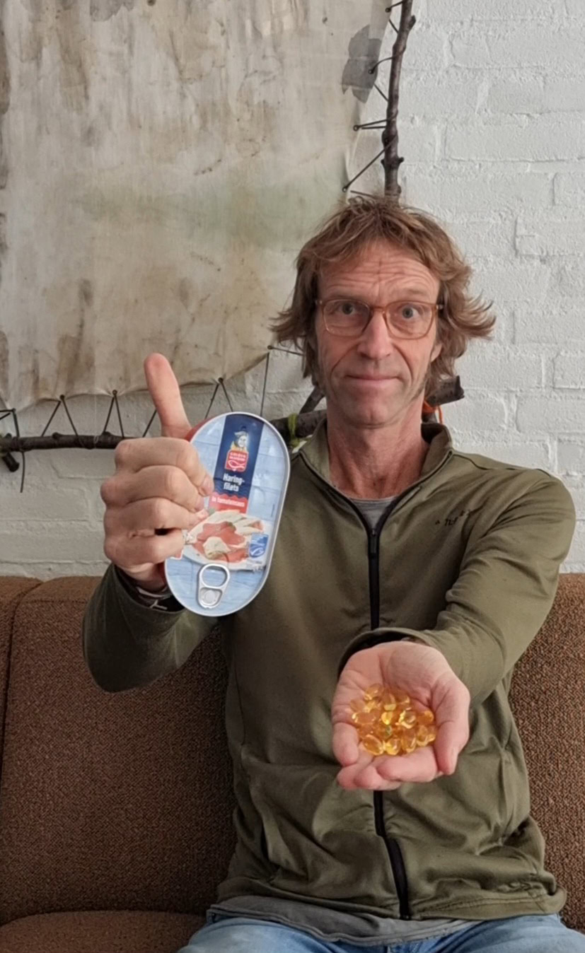 ⭐ OMEGA-3: DE COMPLETE GIDS Wat het is, waarom we het bijna allemaal tekort hebben, wat het doet voor je lichaam en brein en hoe je Omega-3 tekort milieubewust aanvult. ________________________________________ Allereerst een persoonlijke noot. Ik ben enthousiast. Over Omega-3. Als vitaliteitscoach wist ik al vele jaren dat dit een belangrijk supplement is met zeer [&hellip;]